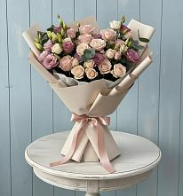 Букет цветов из:  Розы и Лизиантусы #REPLACE_PRED# Голынки