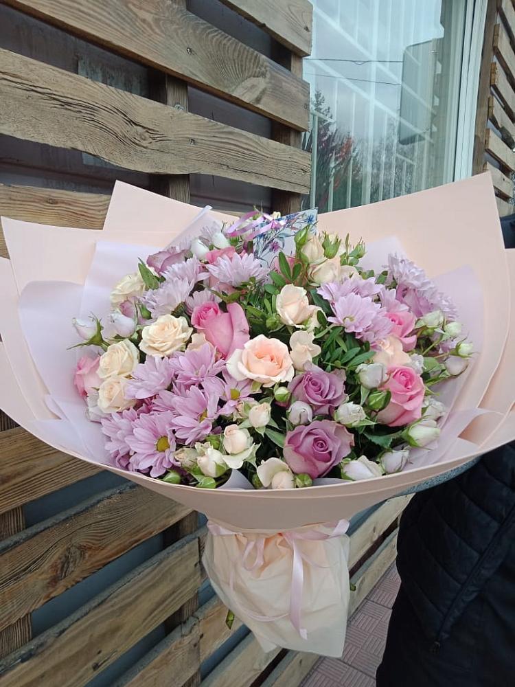 Букет цветов из: Розы и Хризантемы в Голынки