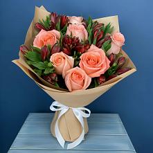 Букет цветов из:  Розы и Альстромерии в Голынки