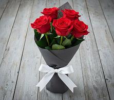 Букет 5 Красных роз Эдлесс Лав #REPLACE_PRED# Голынки