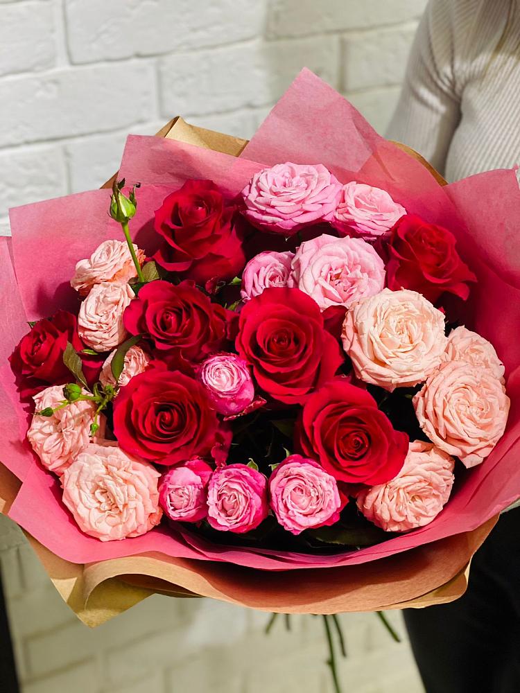 Букет цветов из: Розы в Голынки