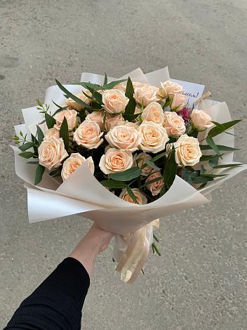 Букет Кремовые розы Латте в Голынки