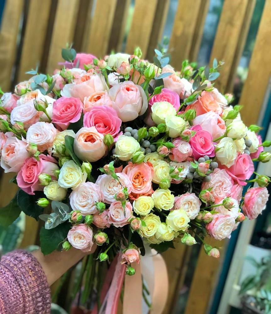 Букет цветов из: Розы в Голынки