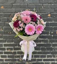 Букет цветов из:  Герберы и Хризантемы в Голынки