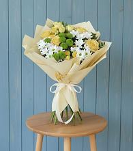 Букет цветов из:  Хризантемы и Розы в Голынки