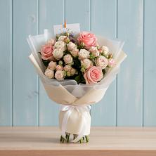 Букет цветов из:  Розы в Голынки
