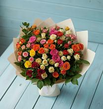 Букет Микс из разноцветных кустовых роз в Голынки