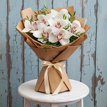 Букет цветов из:  Орхидеи и Розы #REPLACE_PRED# Голынки